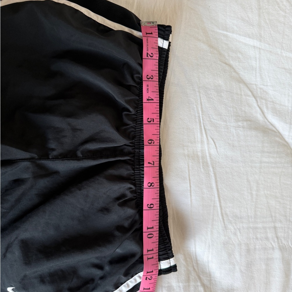 Nike Dri-Fit Tempo Running Shorts Black White Lined size M - Picture 6 of 9